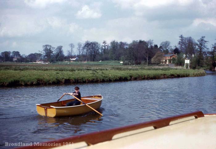 Coltishall Anchor Hotel  moorings 1961
