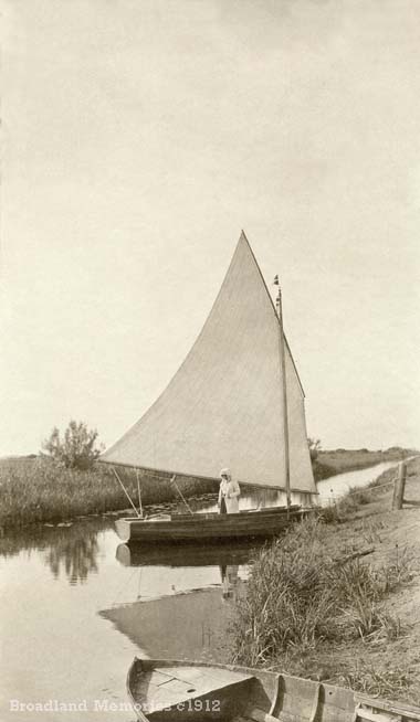 Norfolk Broads half decker c1912