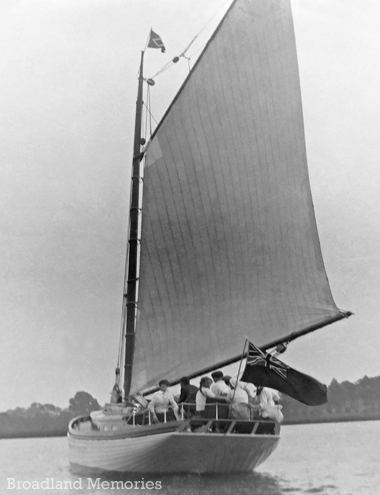 Wherry Yacht White Heather c1918