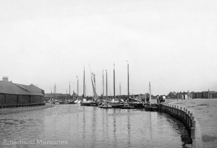 Great Yarmouth yachting station c1900