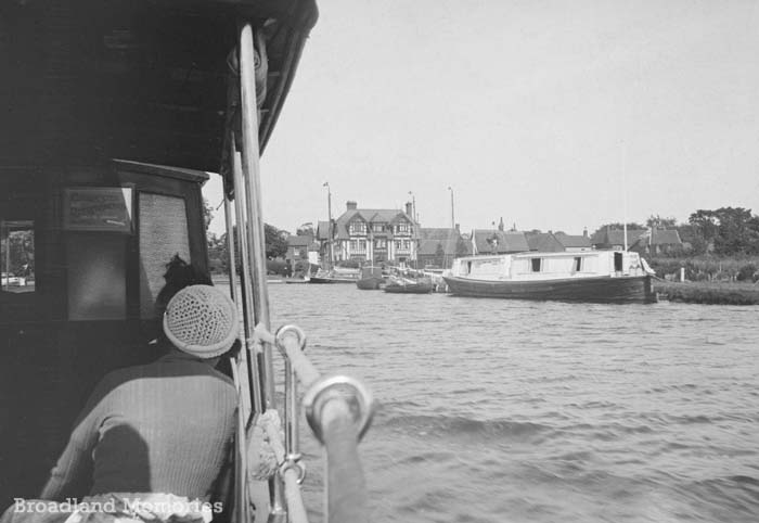 Approaching Swan Corner, Horning 1920s