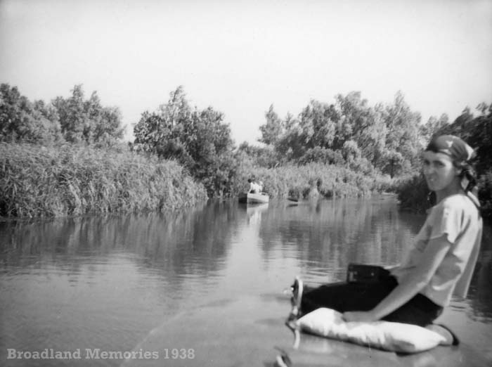 Entering Sur;lingham Broad