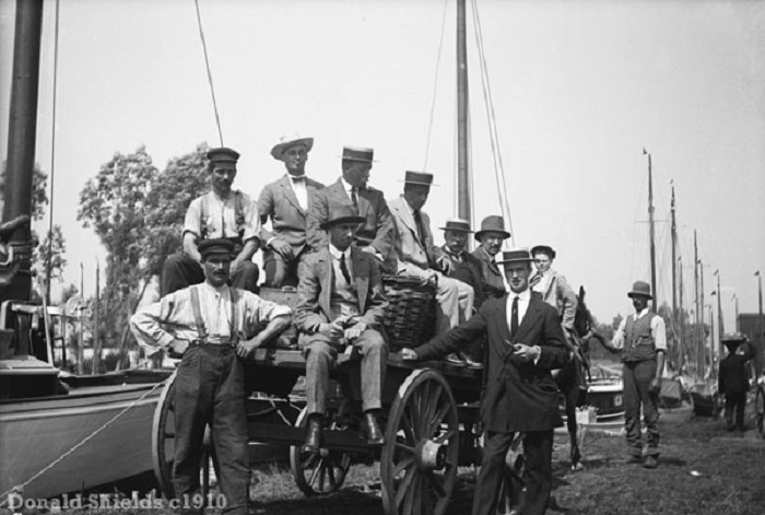 Going Home Norfolk Broads c1910