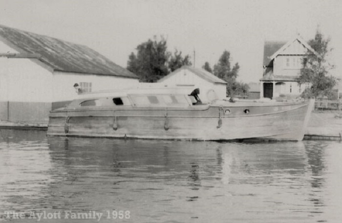 Broadland Heron 1958