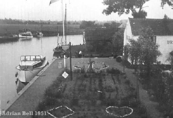 Acle Bridge Inn 1951