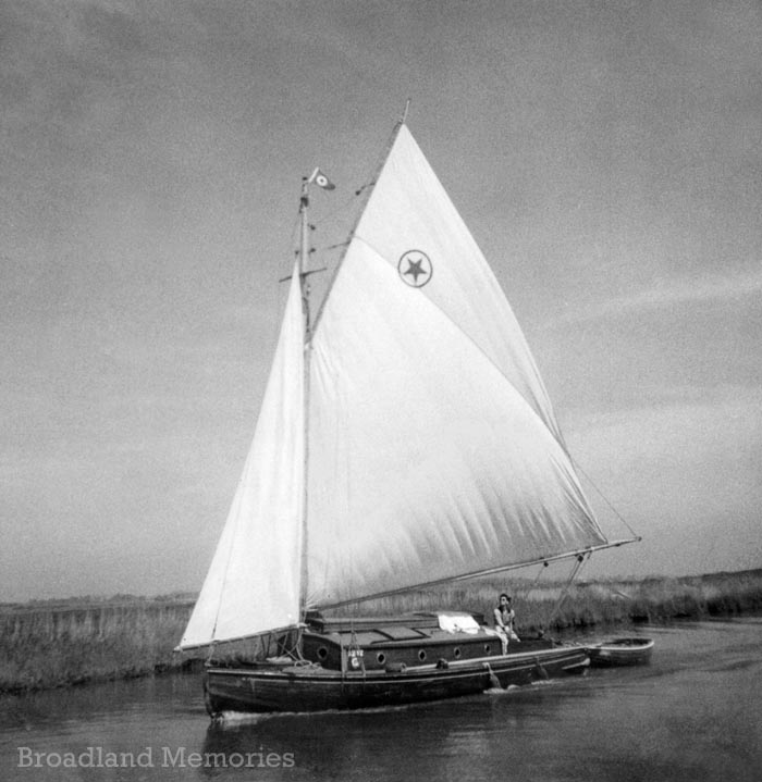 Jack Powles sailing cruiser 1955