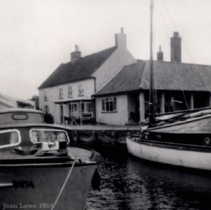Hickling Pleasure Boat Inn 1958