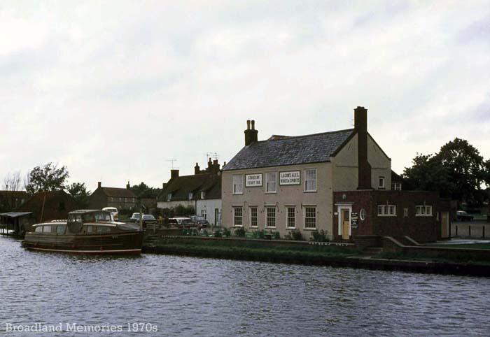 Stokesbey Ferry Inn 1970s
