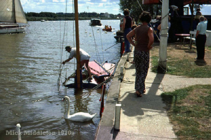 River Cruiser Brigand sinking 1976