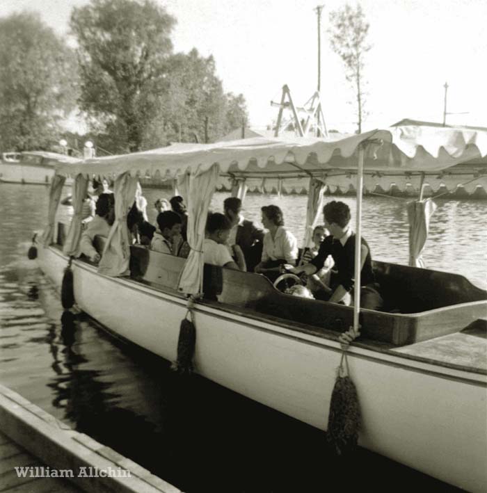 Broads Tours passenger launch