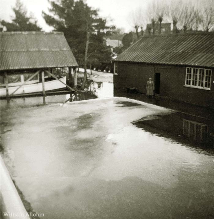 Winter thaw at Hoveton