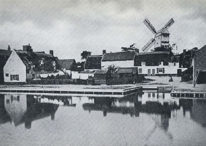 Horning riverside and post mill c1870s