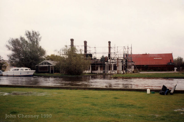 Aftermath of the fire at the Bridge Hotel 1990