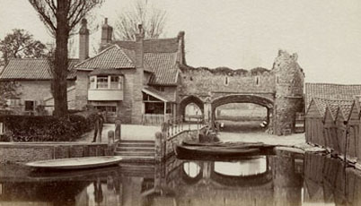 Pulls Ferry 1890s