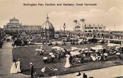 Wellington Pier & Gardens c1910