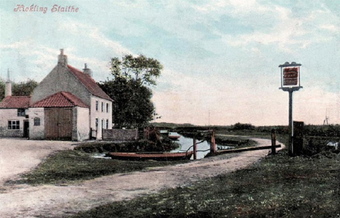 The Pleasure Boat Inn at Hickling c1905