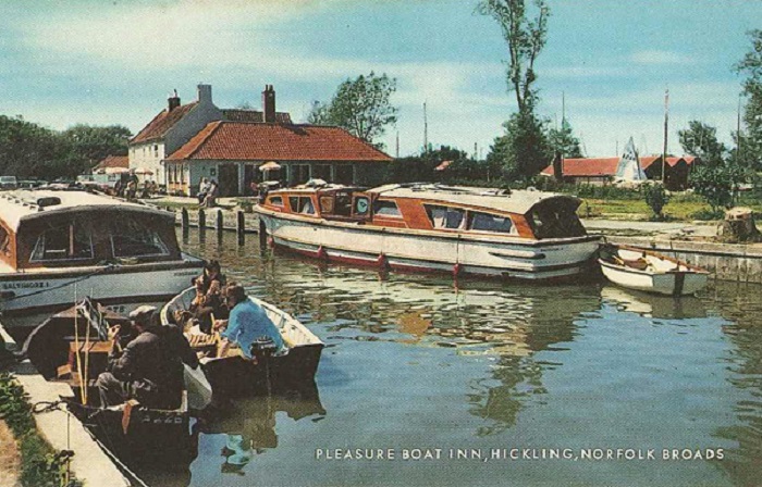 The Pleasure Boat Inn Hickling c1970s/80s