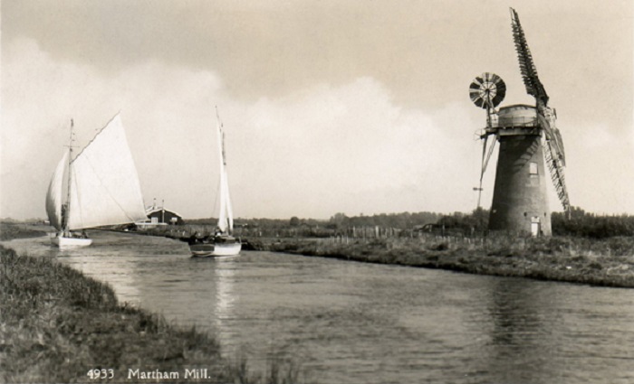 The River Thurne and Martham drainage mill, pictured c1920s/30s.
