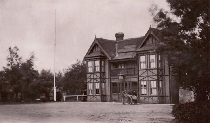 The Bridge Hotel at Potter Heigham c1910