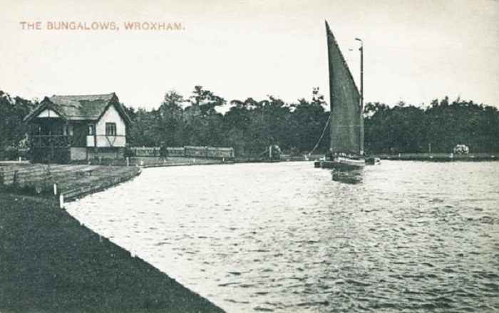 Riverside bungalows at Wroxham c1905/10